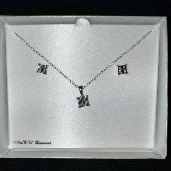 Necklace and Earrings Set - Picture 2 of 2